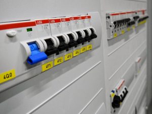 switchgear- switchboard maintenance